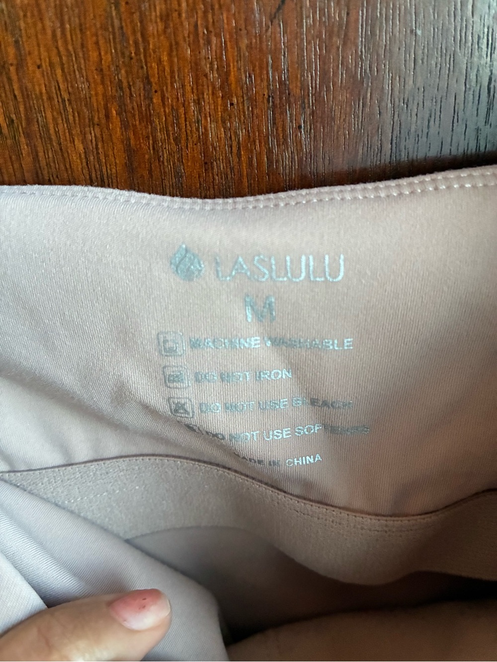 Laslulu Mesh Long Sleeve Crop Top with Built-In Bra Shelf Nude Pink Medium NWT - Picture 4 of 6